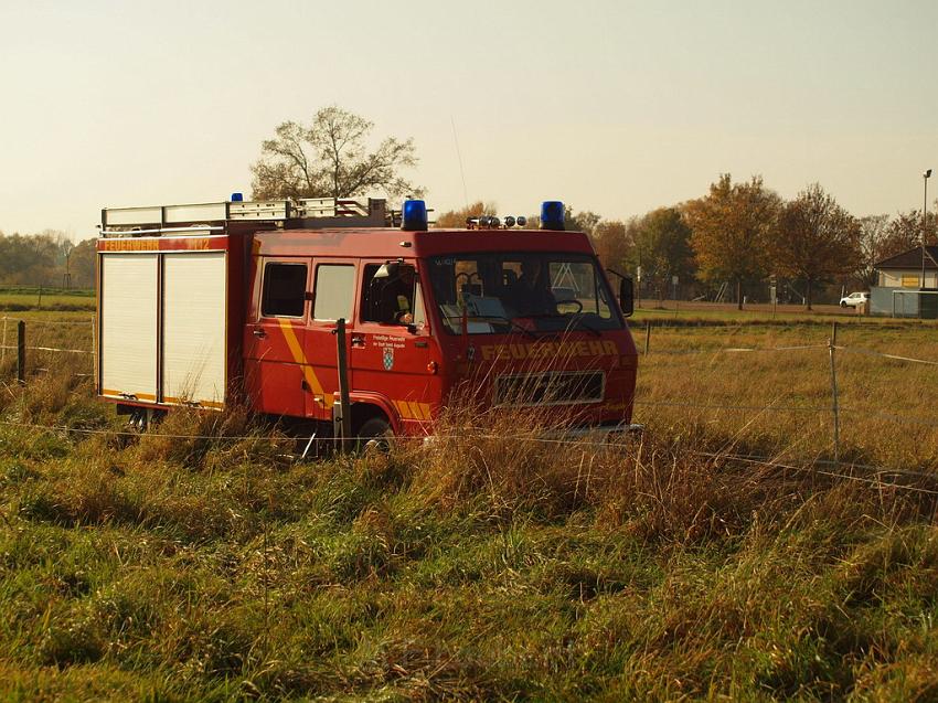 Kleinflugzeug abgestuerzt Sankt Augustin Meindorf P047.JPG